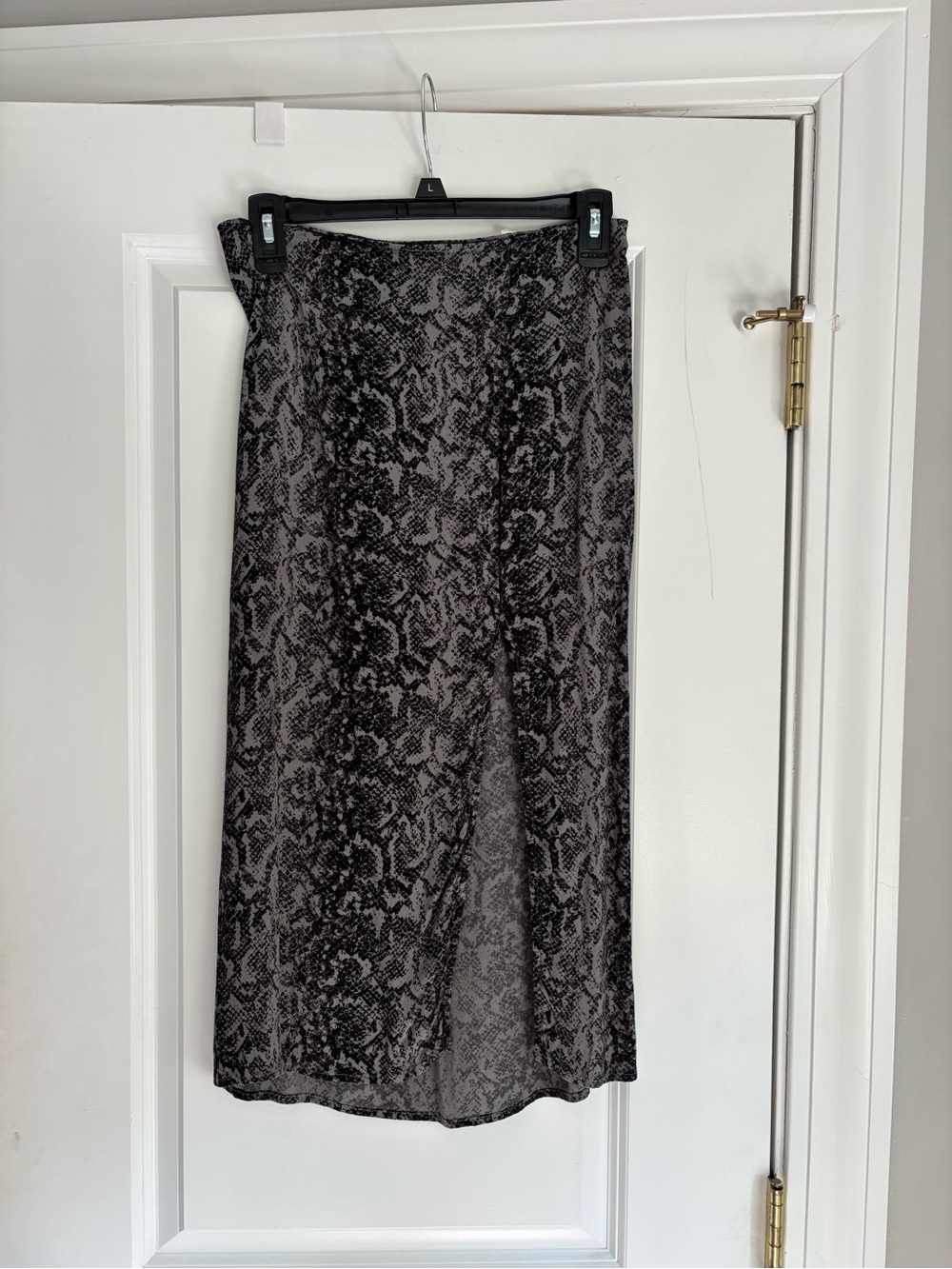 Abercrombie & Fitch black snake print midi/maxi skirt with slit, Size S